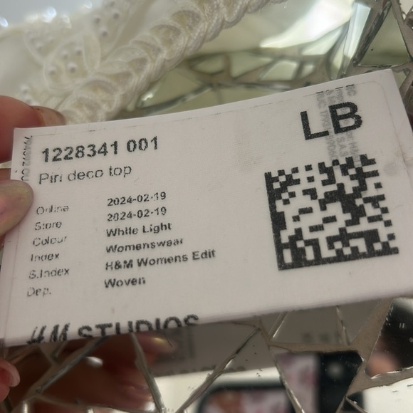 H&M Studio BEAD-EMBELLISHED TOP XL - Picture 4 of 7